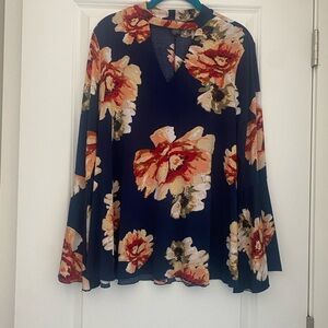 Chelsea & Theodore Floral Print Blouse in Navy and Peach